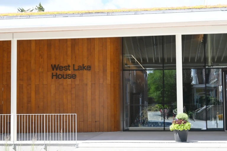 West Lake House 13